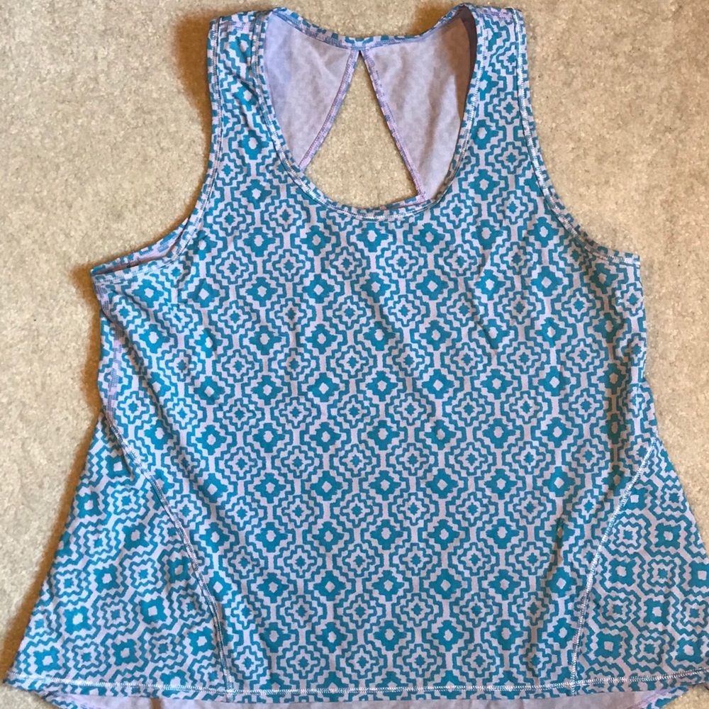 Girls 14, Ivivva swing workout top